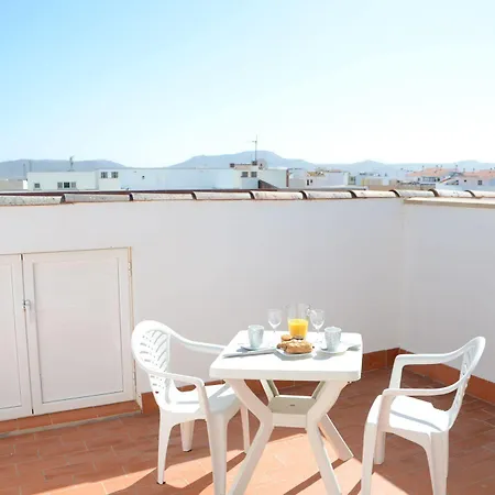 Ocean View Apartment *
